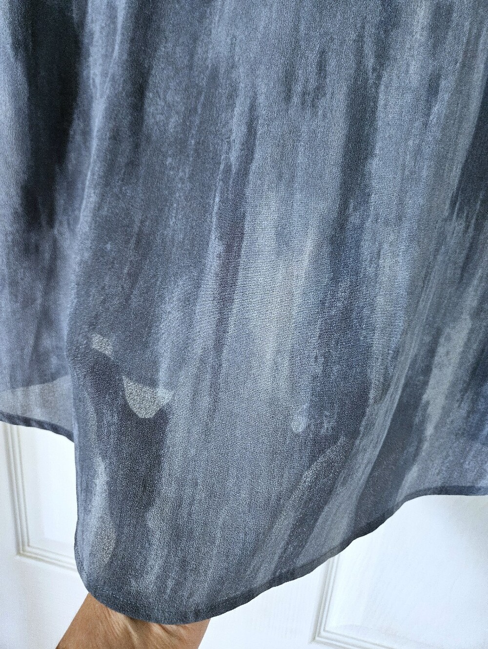 Chico's Blue Abstract Watercolor Button Down Shirt Size 3 (XL / 16-18) - Picture 7 of 7